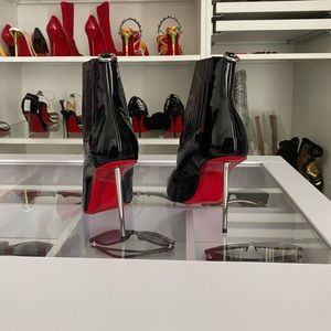 $1400 Christian Louboutin Epic Metal Tip Boot 38.5/8